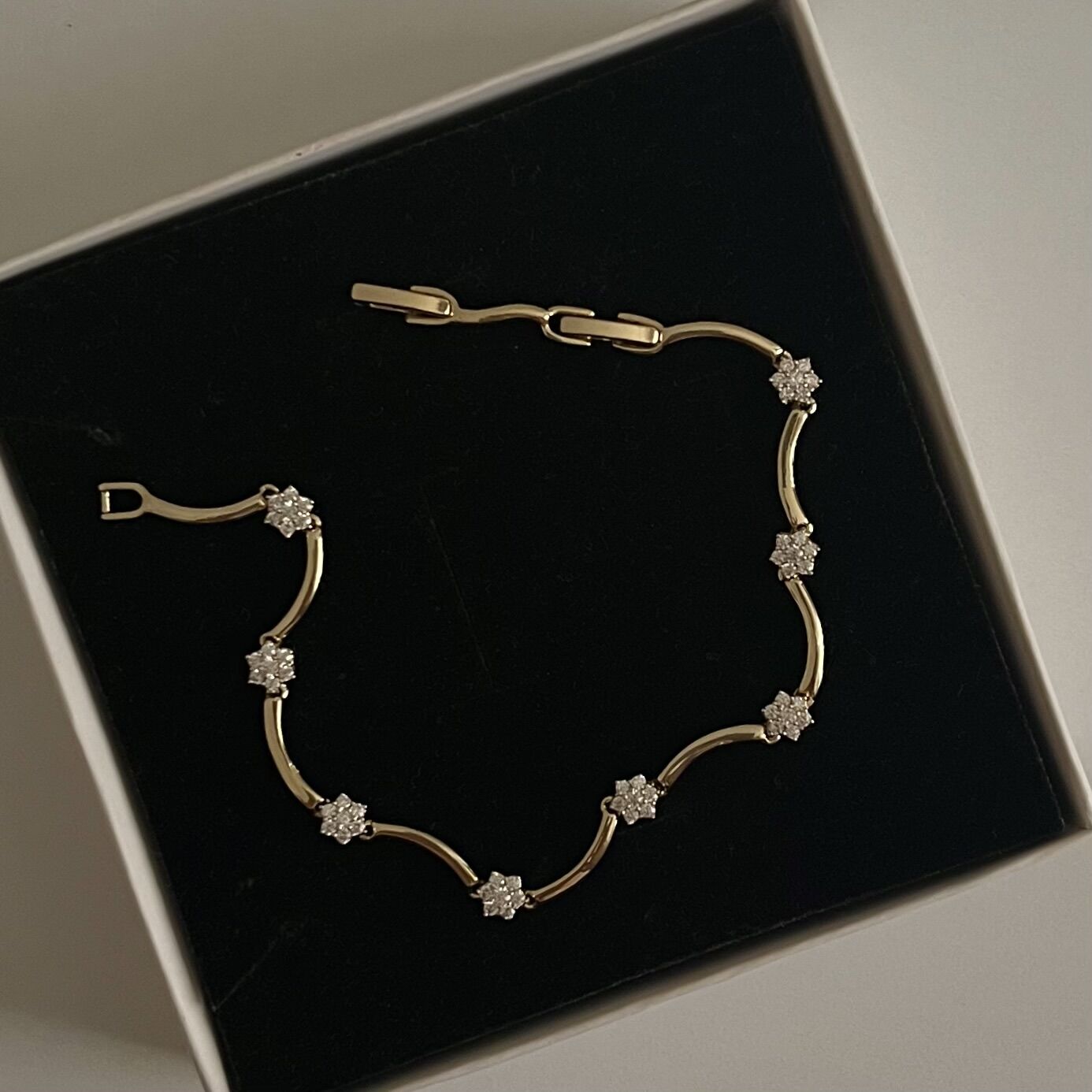 Taşlı Çiçek Minimal Xuping Bileklik