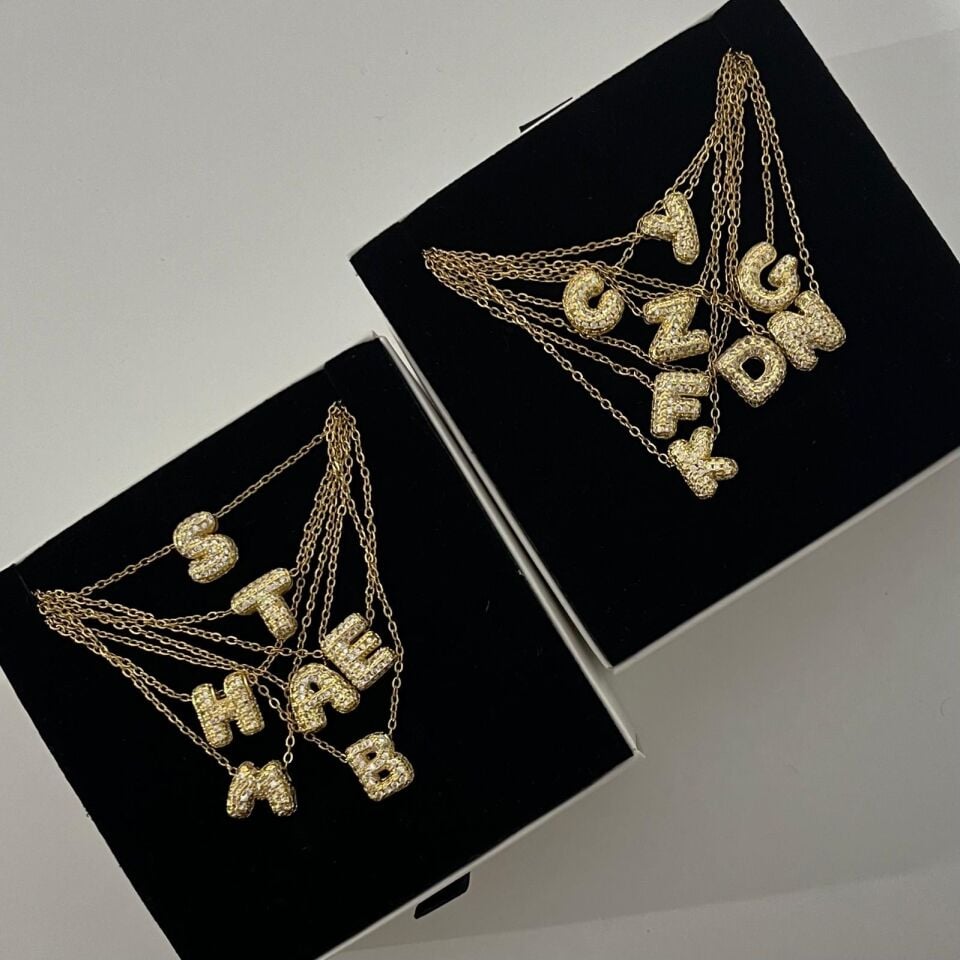 Çelik Taşlı Minimal Bubble Harf Kolye