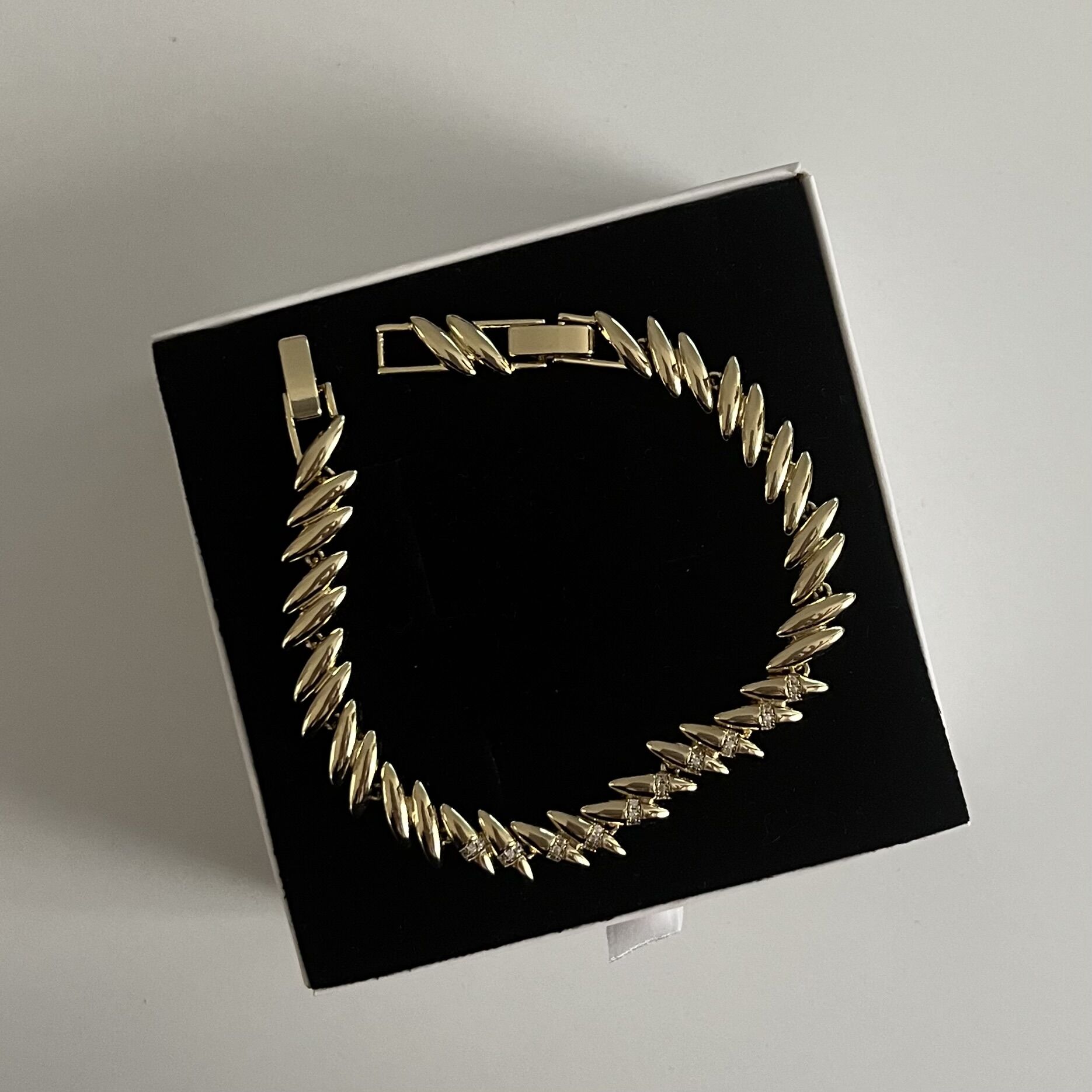 Taşlı Sivri Model Xuping Bileklik