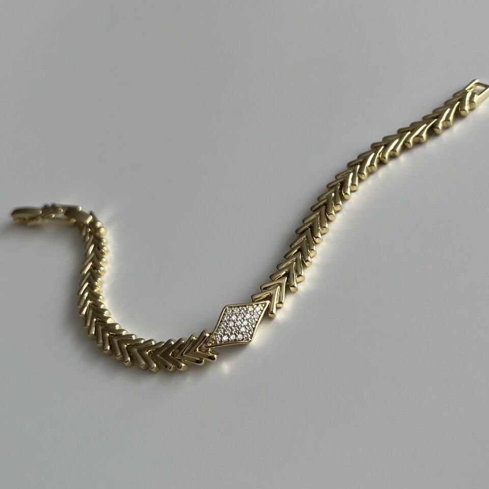 Üçgen Taşlı Balık Sırtı Xuping Bileklik