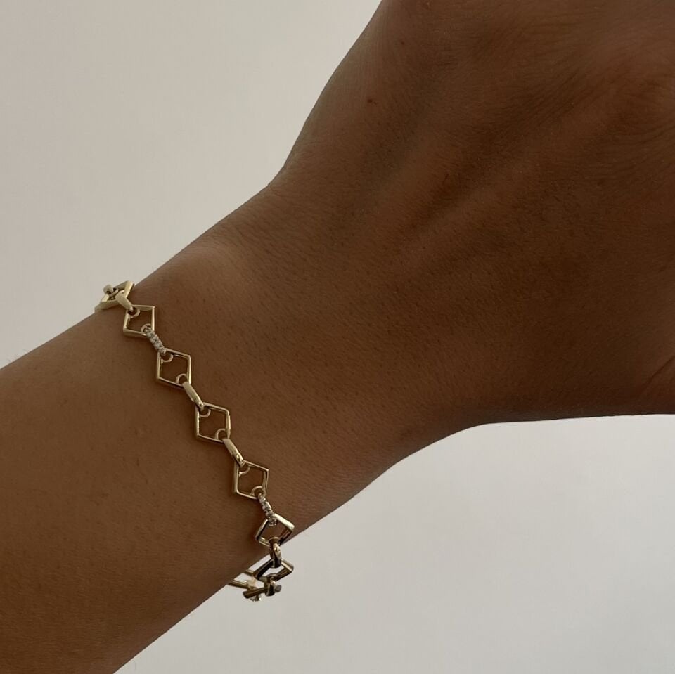 Üçgen Model Taşlı Şerit Detaylı Xuping Bileklik