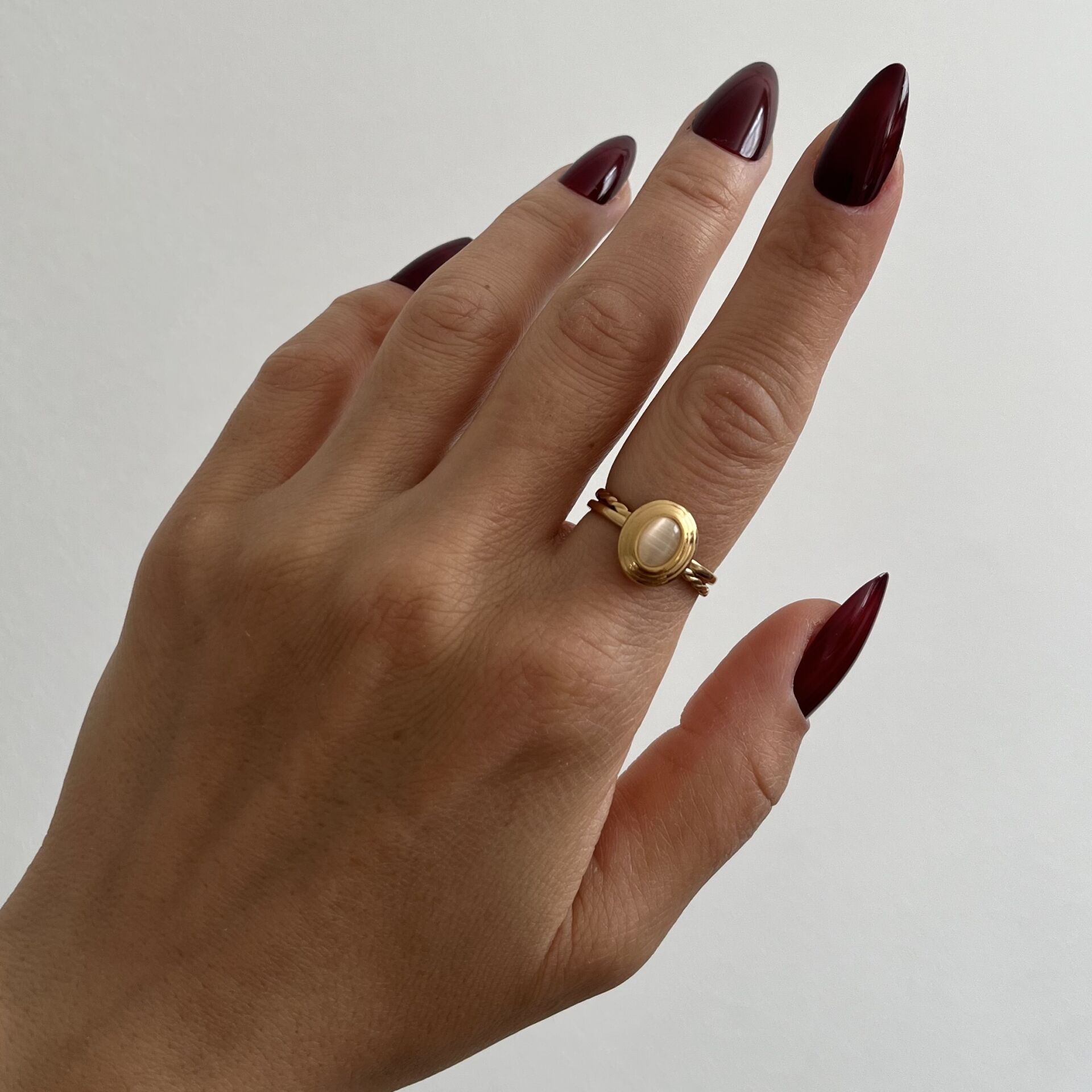 Çelik Ayarlanabilir Oval Taşlı Yüzük