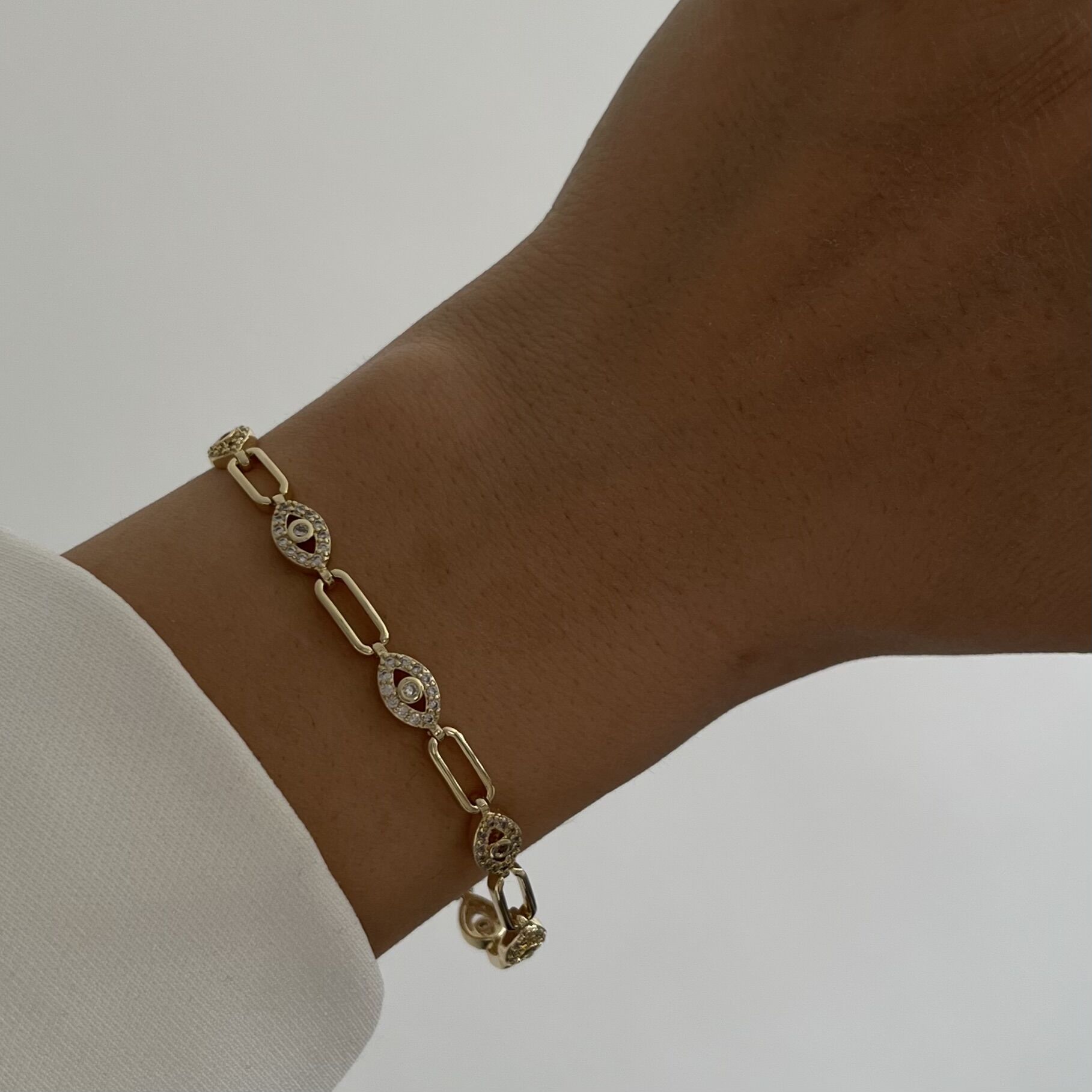 Altın Kaplama Ataç Zincirli Göz Bileklik