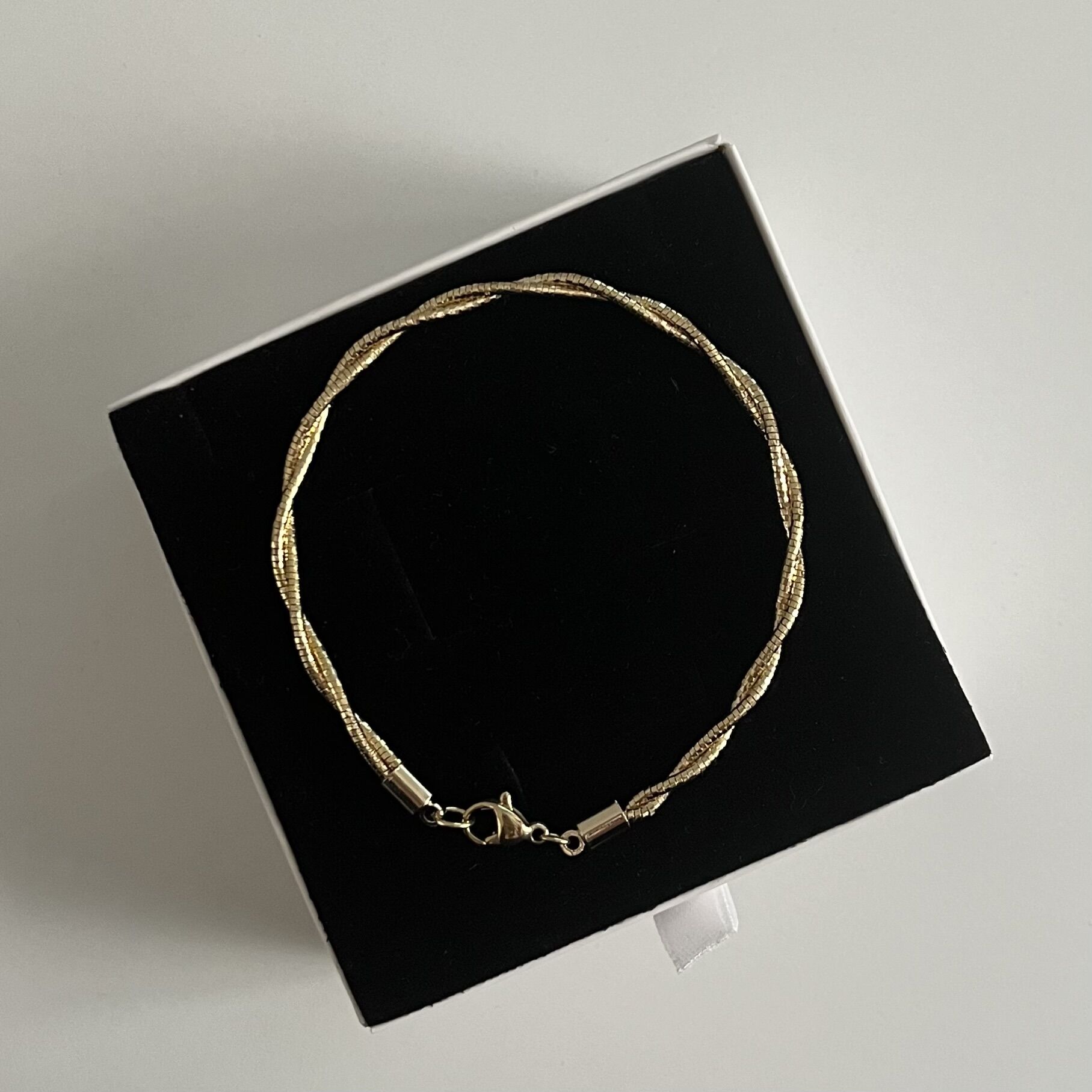 İkili Görünüm Sarmal Xuping Bileklik