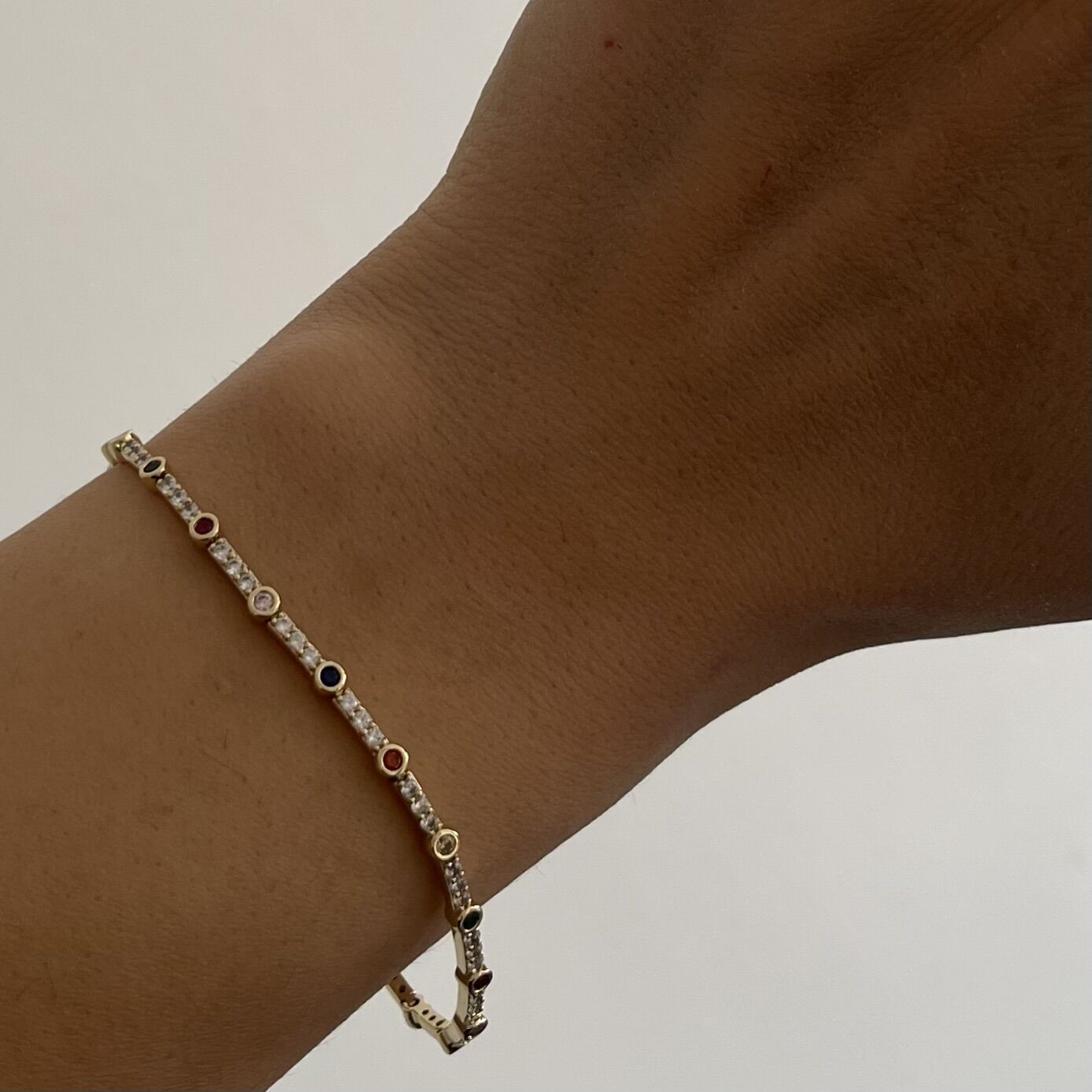 Minimal Renkli Taşlı Gold Xuping Suyolu Bileklik