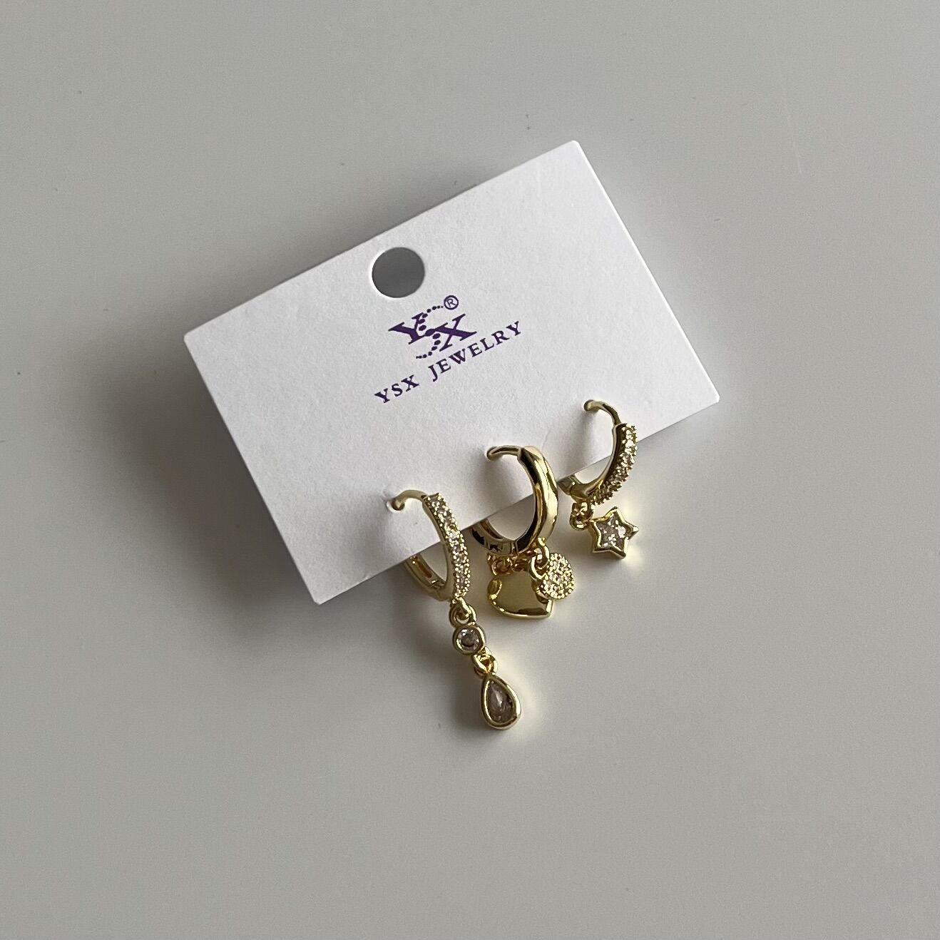 Vip 3 lü Sallantılı Taşlı Küpe