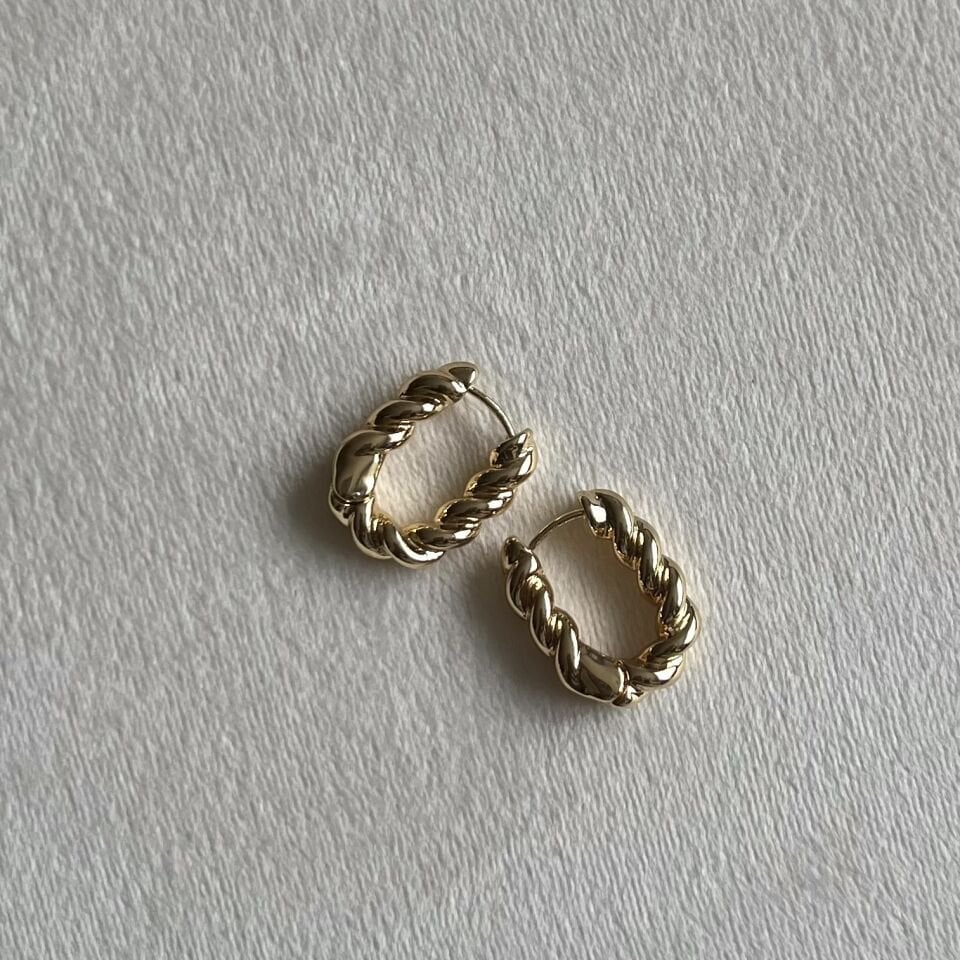 Vip Oval Burgu Küpe