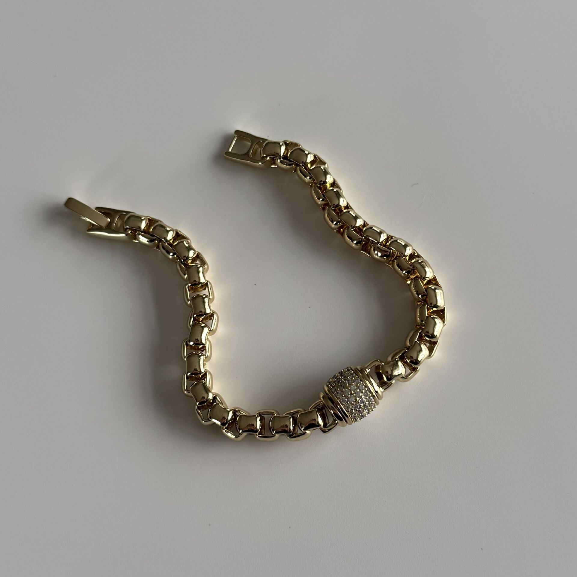 Taşlı Silindir Model Xuping Bileklik