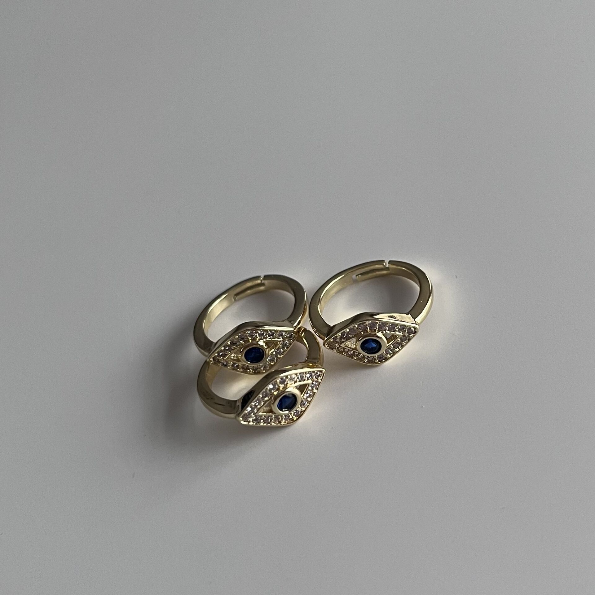 Ayarlanabilir Göz Motif Serçe Parmak Yüzüğü