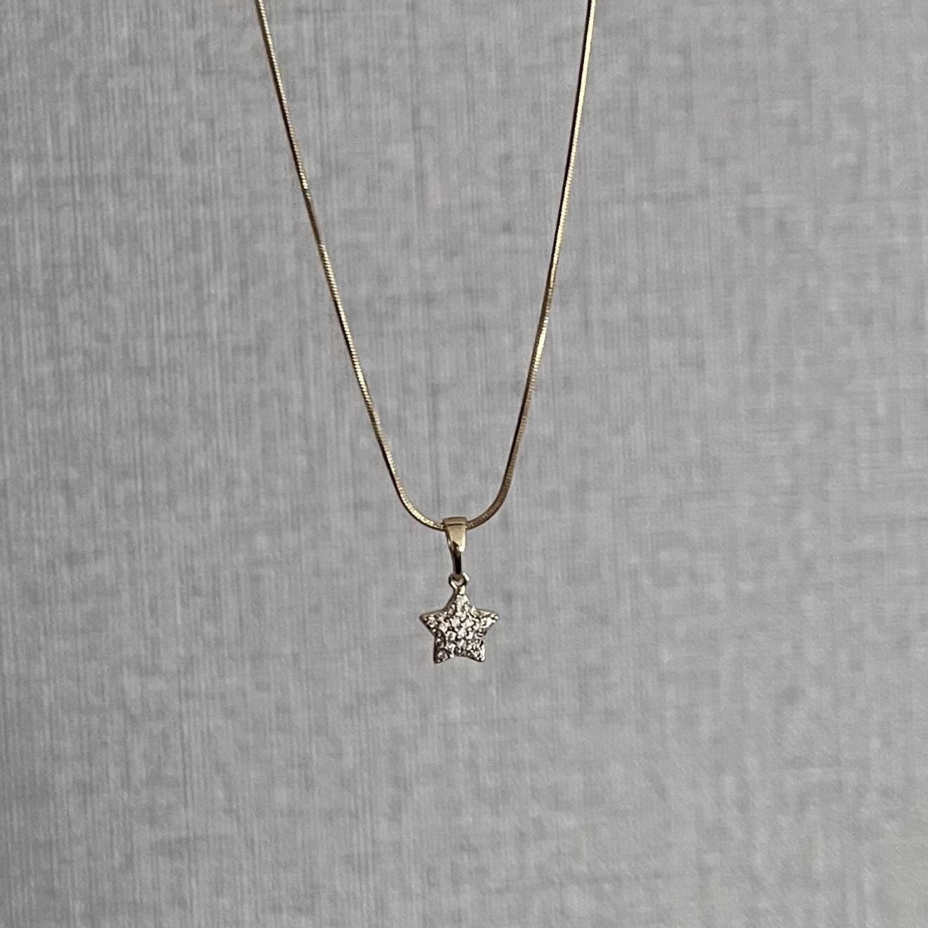 Minimal Taşlı Yıldız Xuping Kolye
