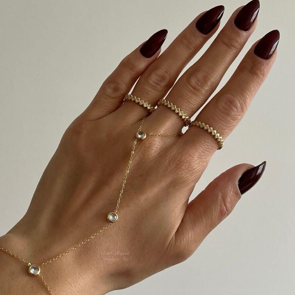 Vip Ayarlanabilir Üçgen Yarım Taşlı Yüzük