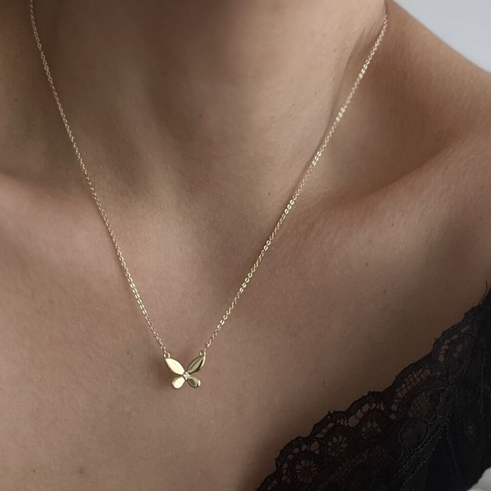 Altın Kaplama Çiçek Kolye