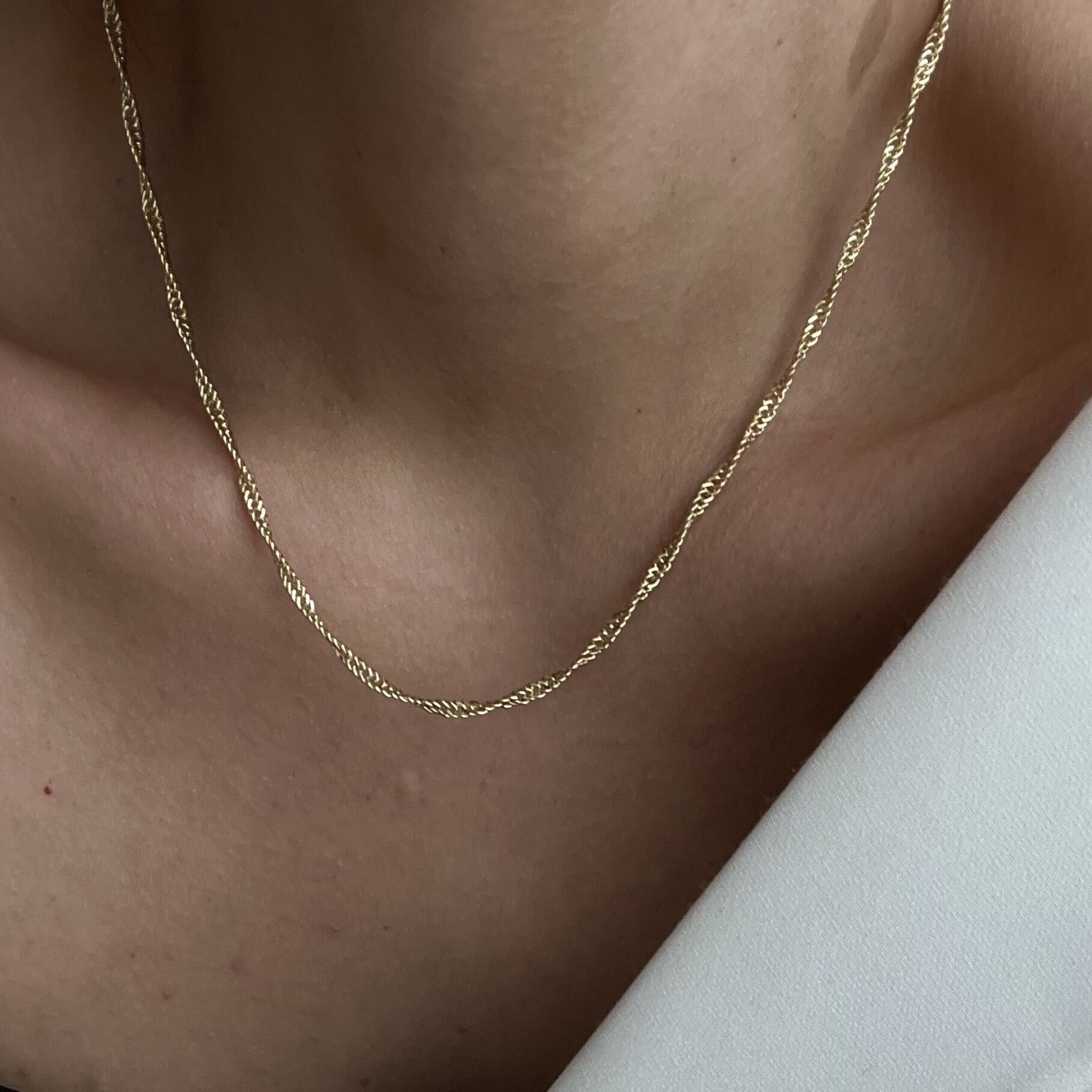 Dönük Zincir Xuping Kolye