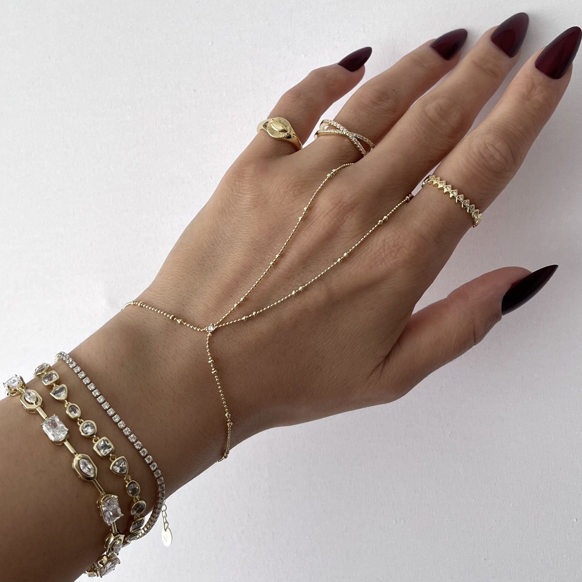 Altın Kaplama Minimal Taşlı Şahmeran