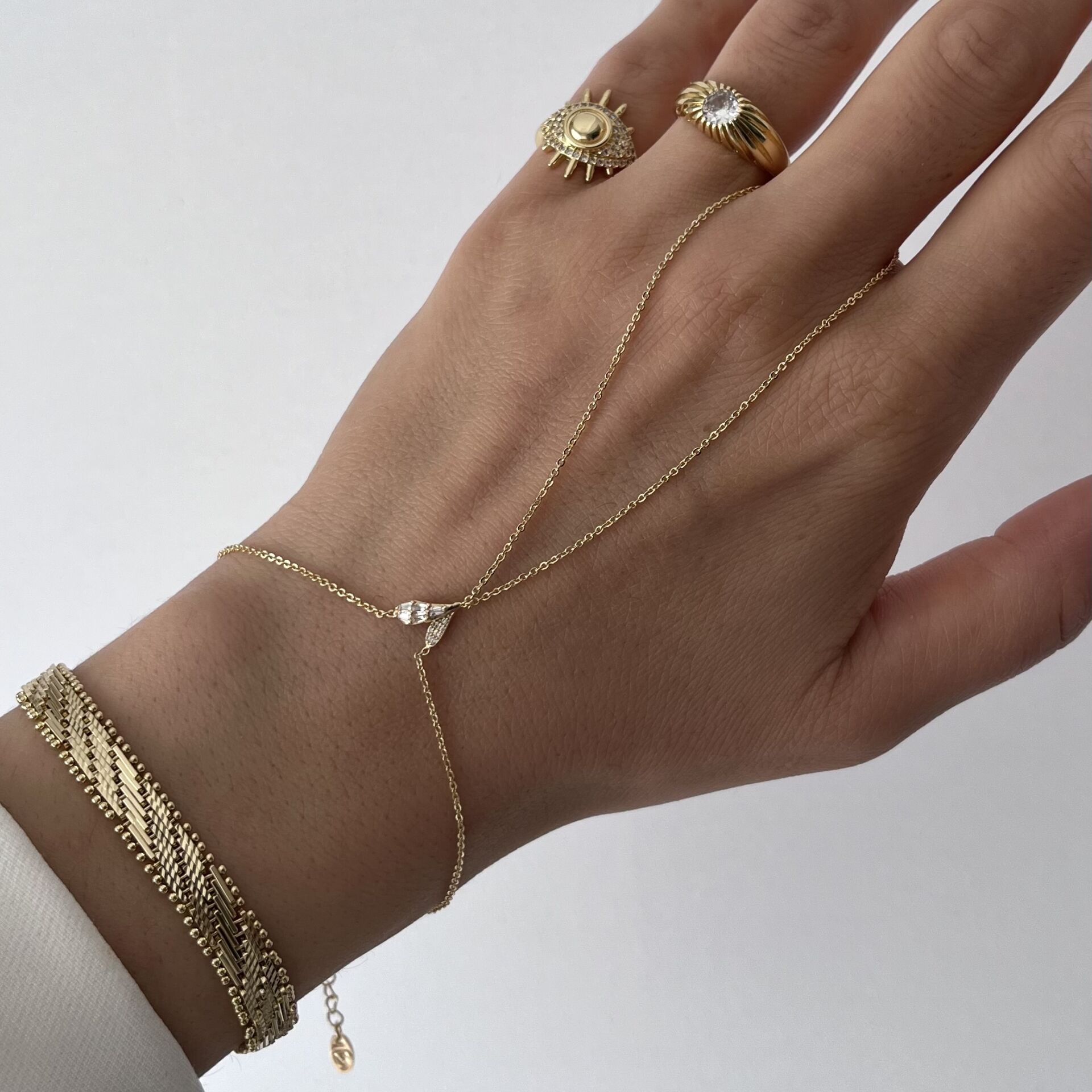 Şerit Detaylı Hasır Xuping Bileklik