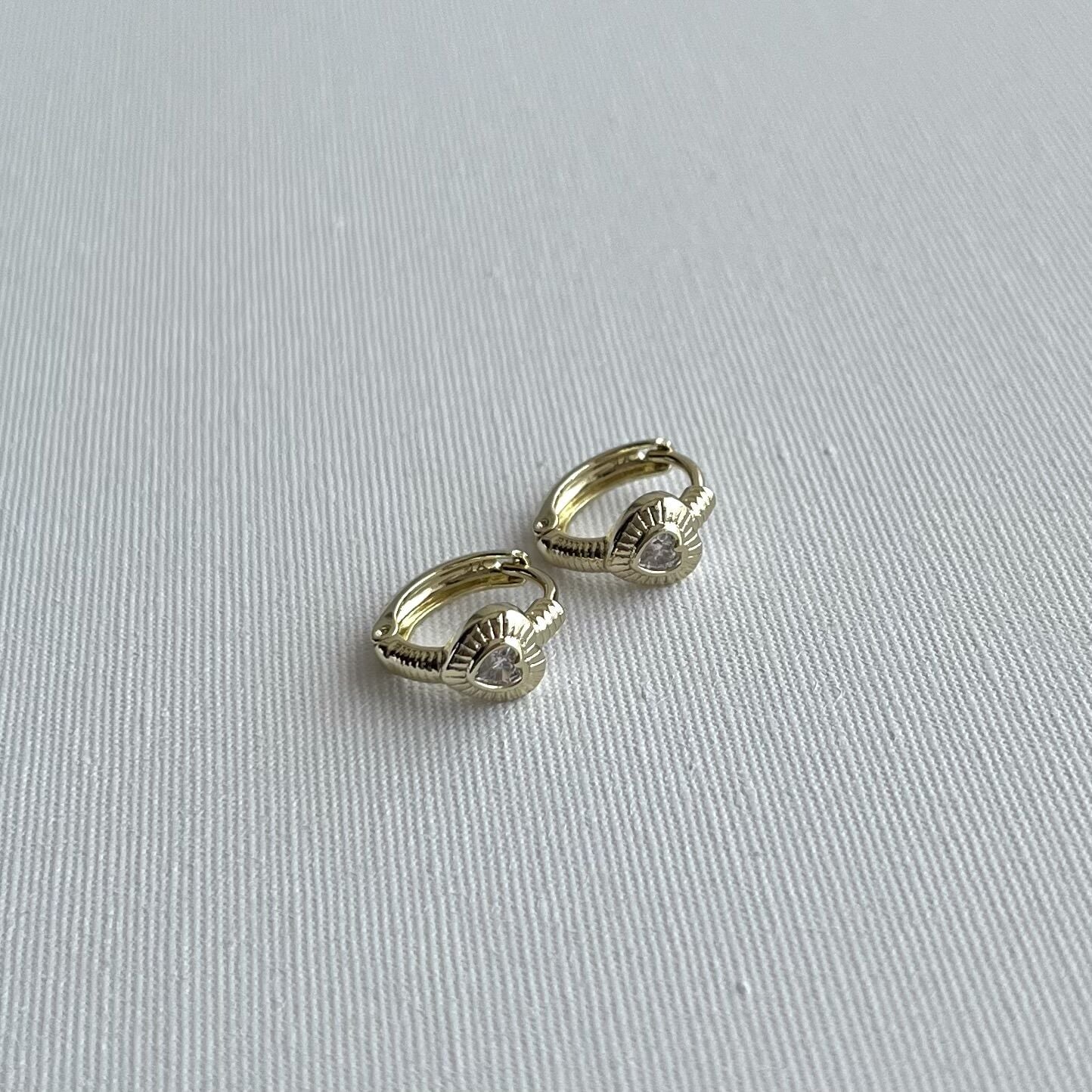 Minimal Kalpli Xuping Küpe