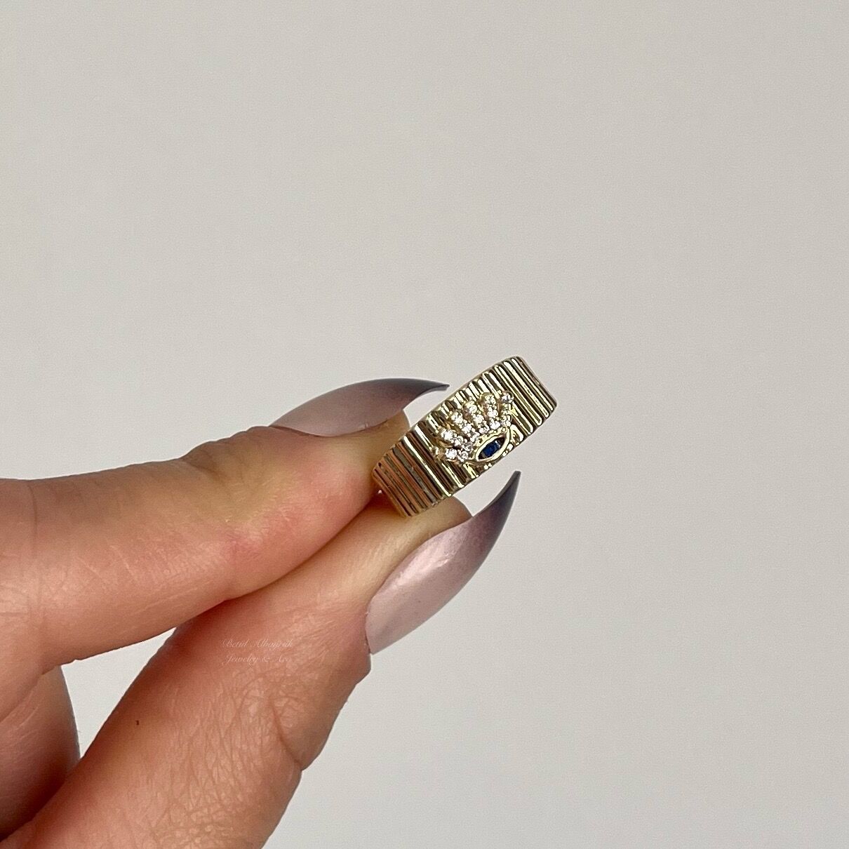 Vip Ayarlanabilir Lacivert Taşlı Göz Model Yüzük