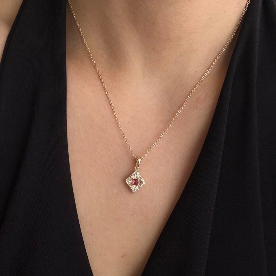 Pembe Taşlı Vintage Xuping Kolye