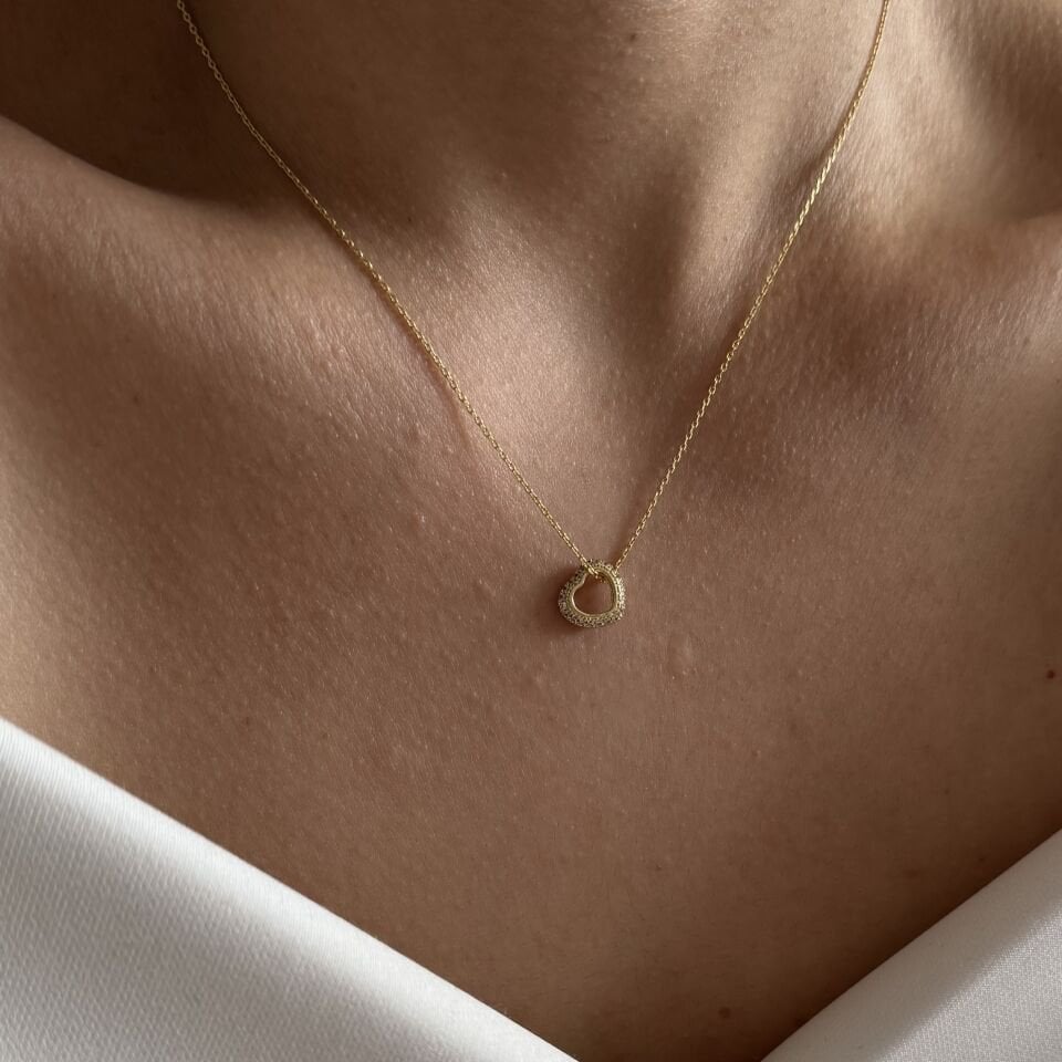 Altın Kaplama Minimal Taşlı  Kalp Kolye