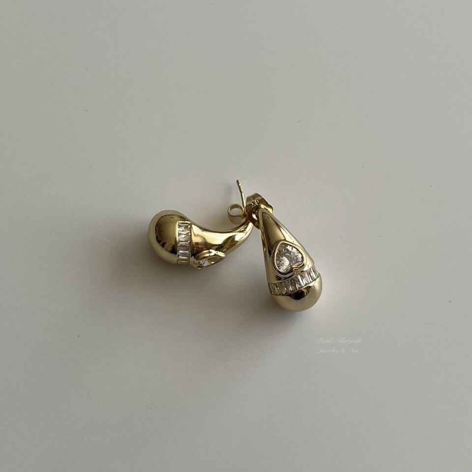 Damla Model Taşlı Kalpli Xuping Küpe