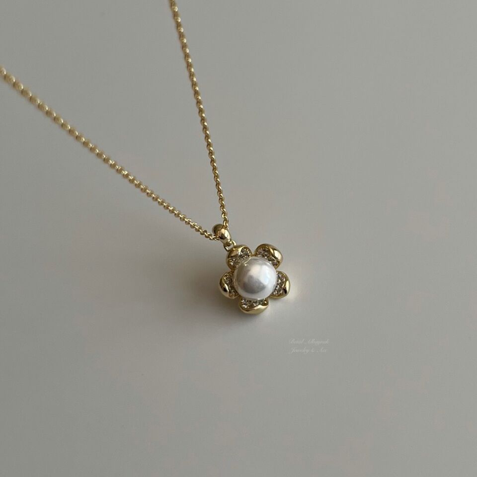 Lotus Çiçeği İncili Xuping Kolye