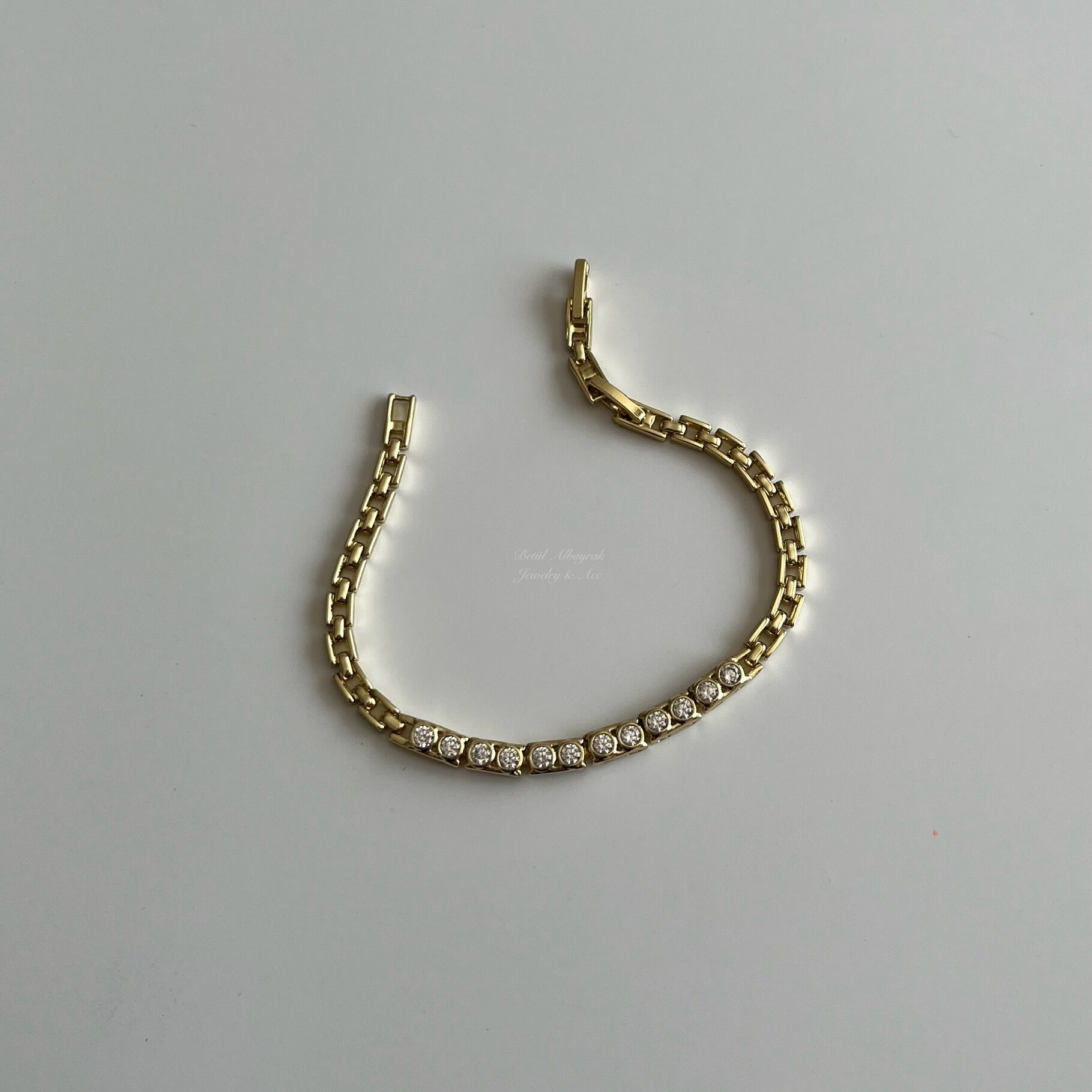 Dikdörtgen Kordonlu Yuvarlak Taşlı Xuping Bileklik