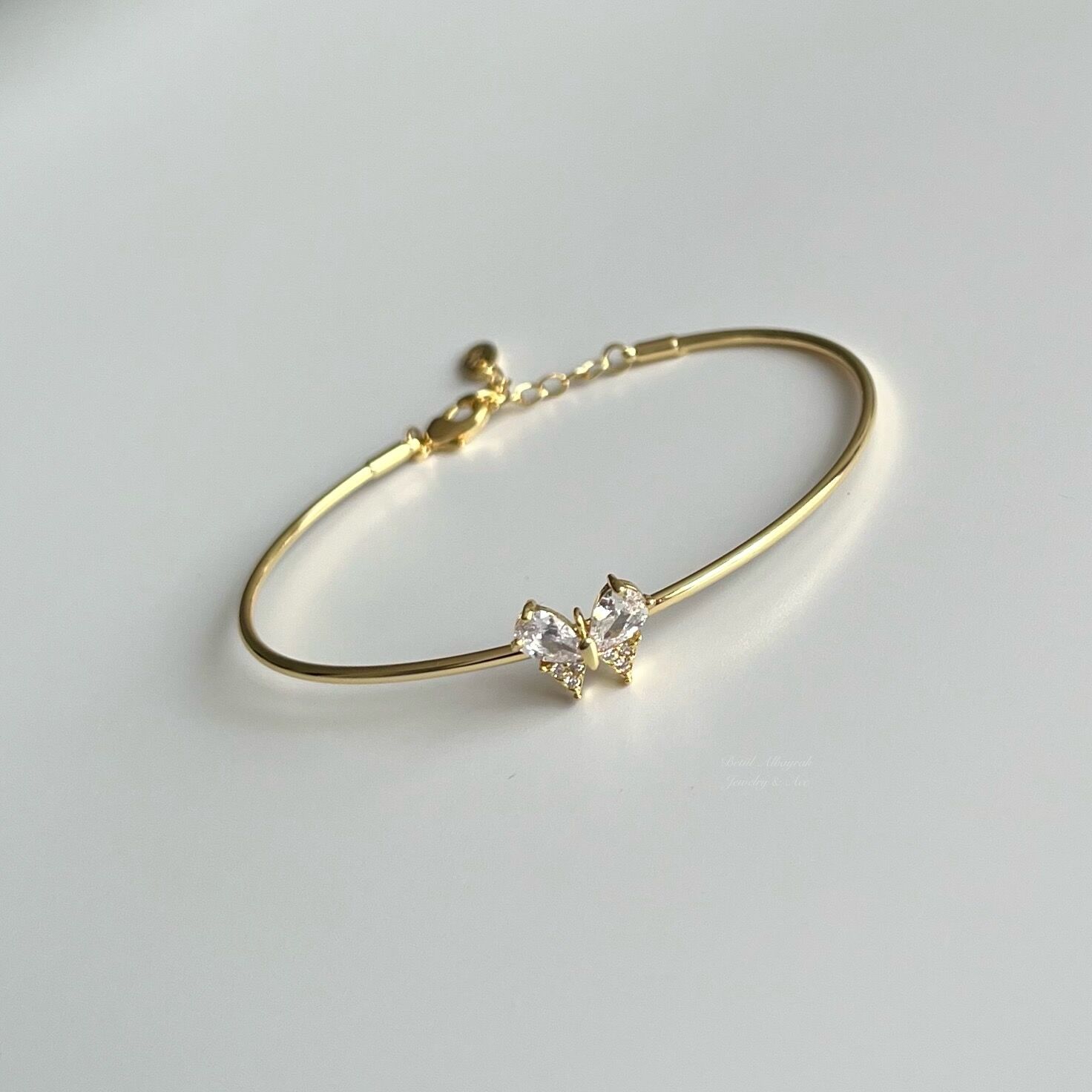 Altın Kaplama Zincirli Taşlı Kelebek Figür Bileklik