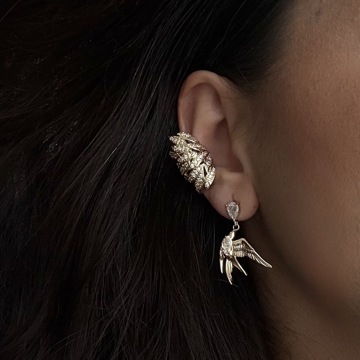 Vip Taşlı Yaprak Motif Earcuff