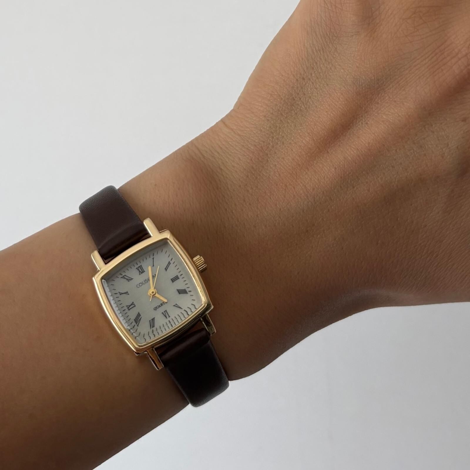 Nora Model Vintage Kahve Kordon Saat