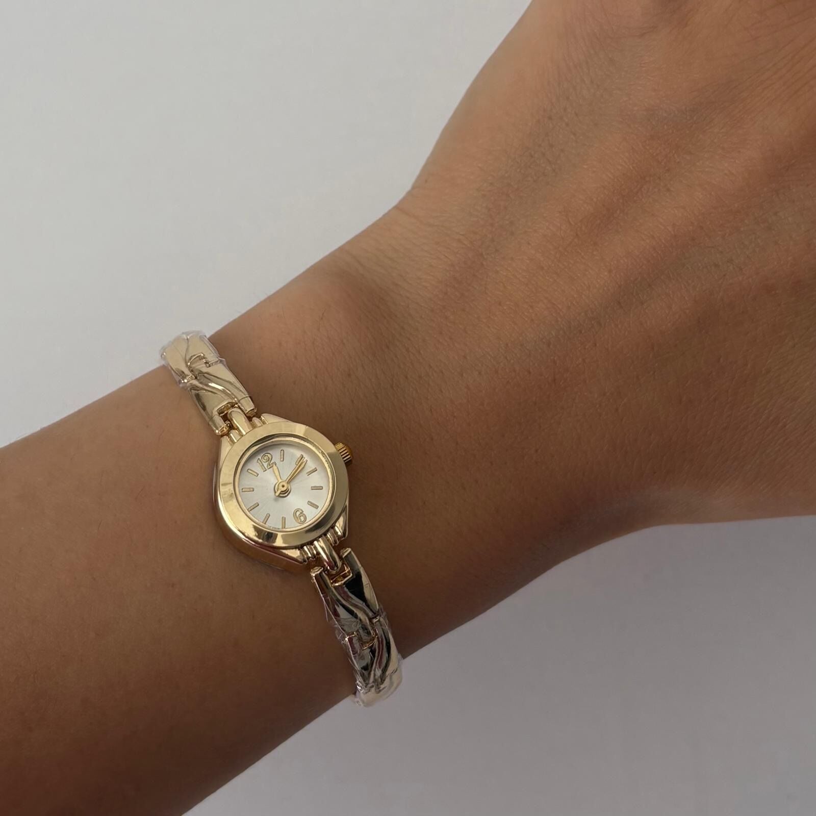 Miora Model Beyaz Kadran Vintage Saat