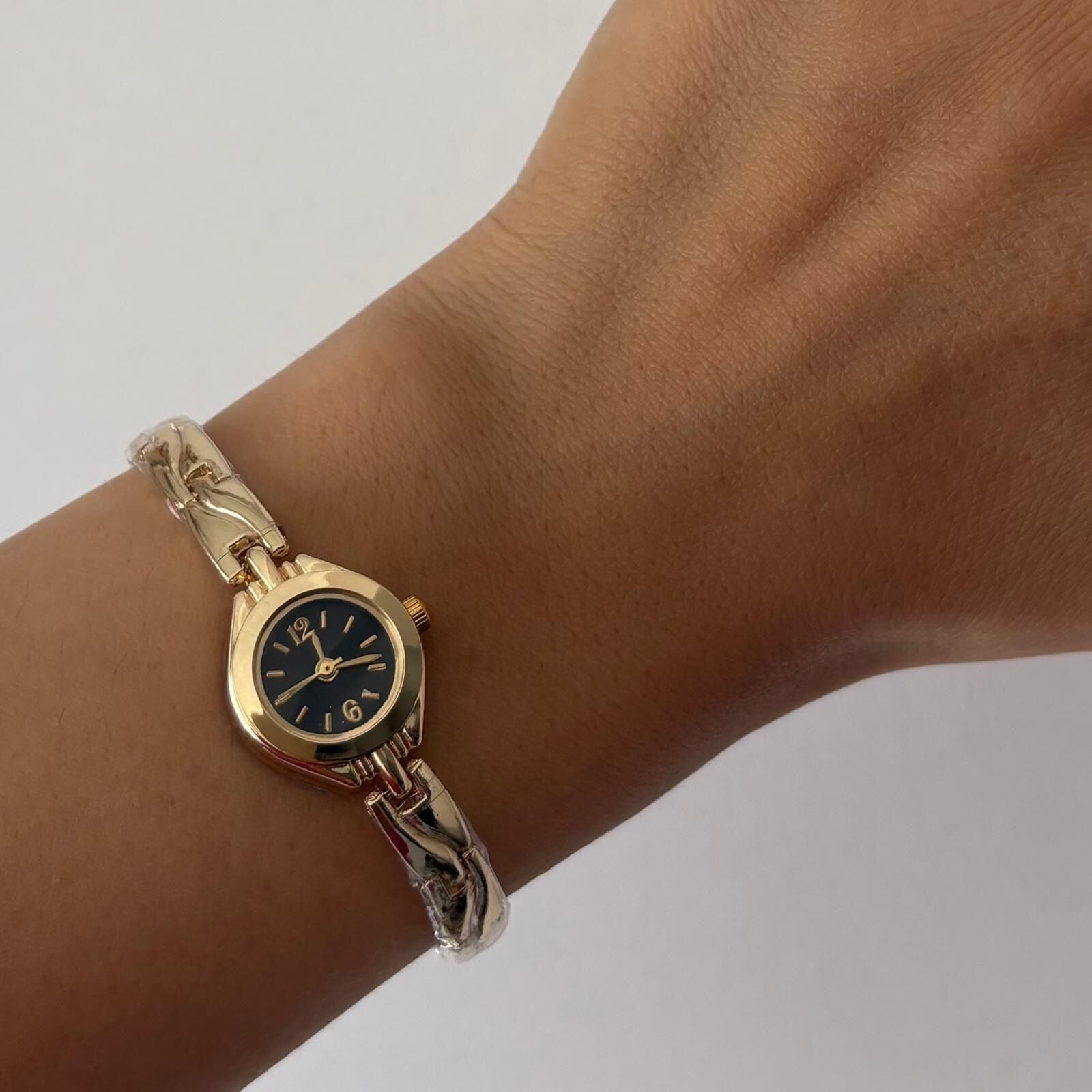 Miora Model Siyah Kadran Vintage Saat