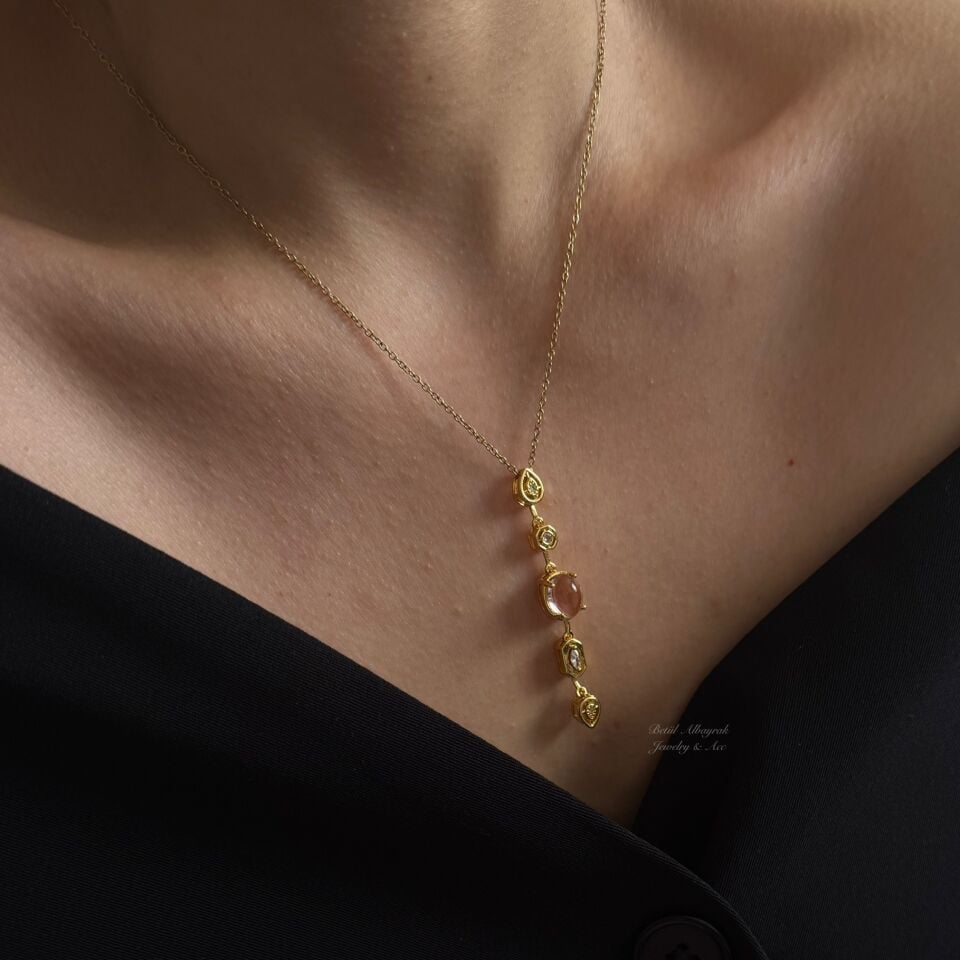 Çelik Pembe Taşlı Y Kolye