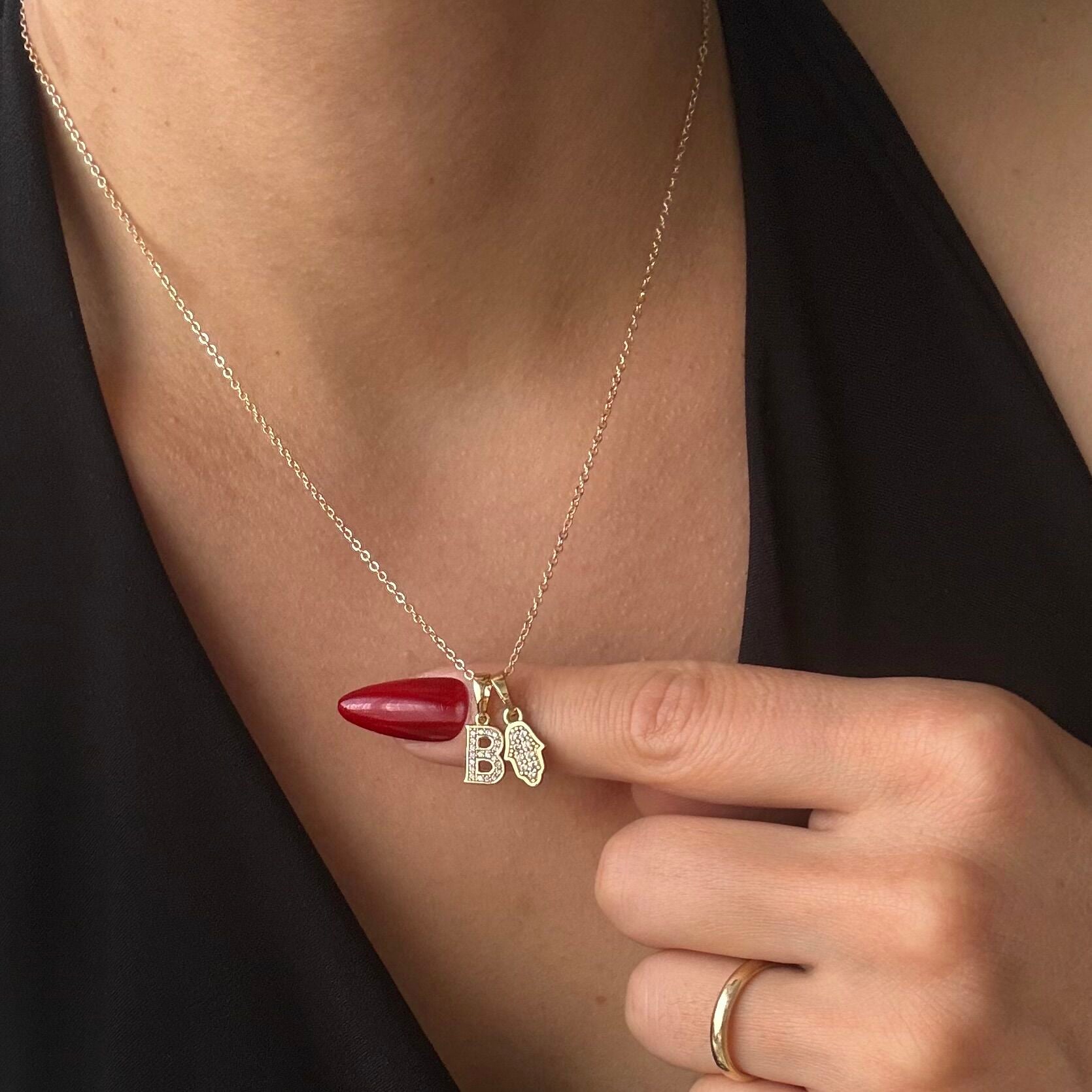 Xuping Hamsa Charmlı Harf Kolye