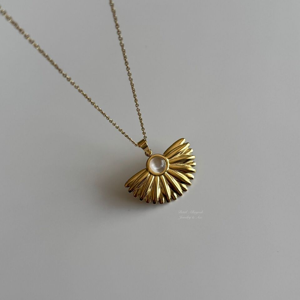 Çelik Nut Taşlı Yelpaze Kolye