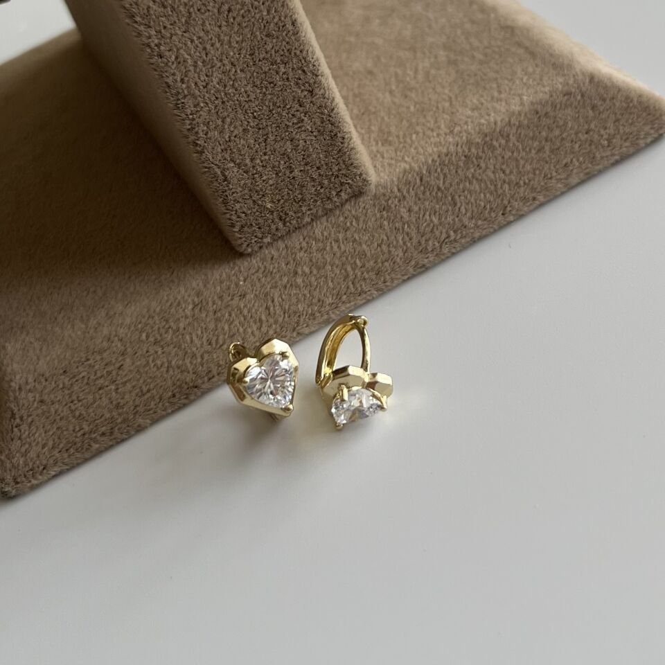 Minimal Kalpli Xuping Küpe