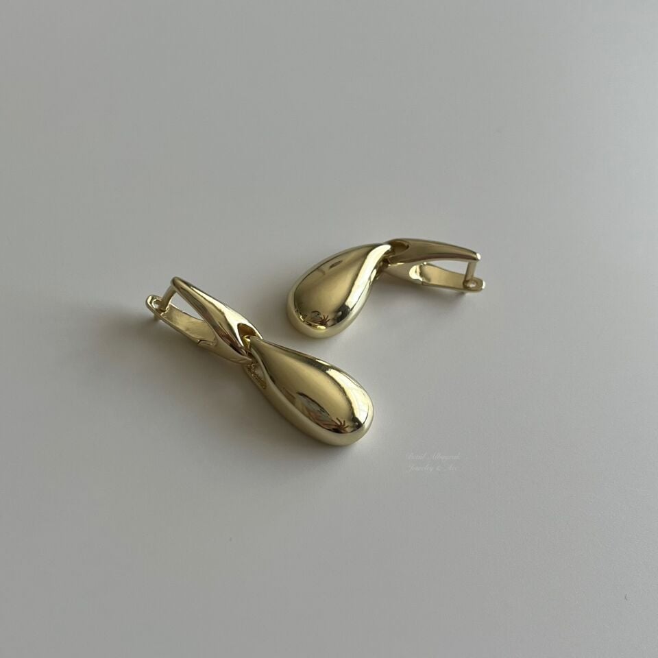 Vip Sallantılı Damla Küpe