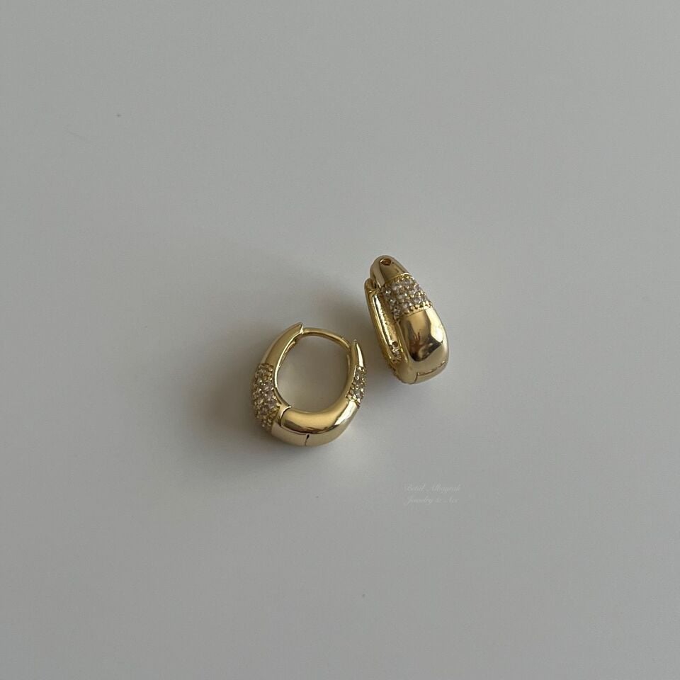 Vip Taşlı Oval Küpe