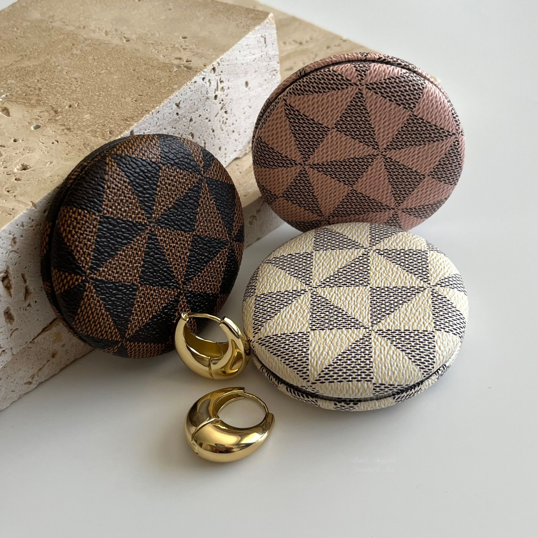 Deri Görünümlü Makyaj Aynası