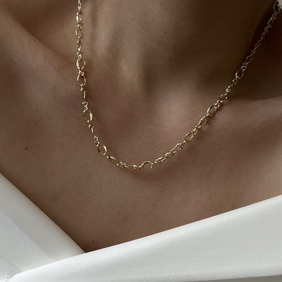 Oval Desenli Xuping Kolye