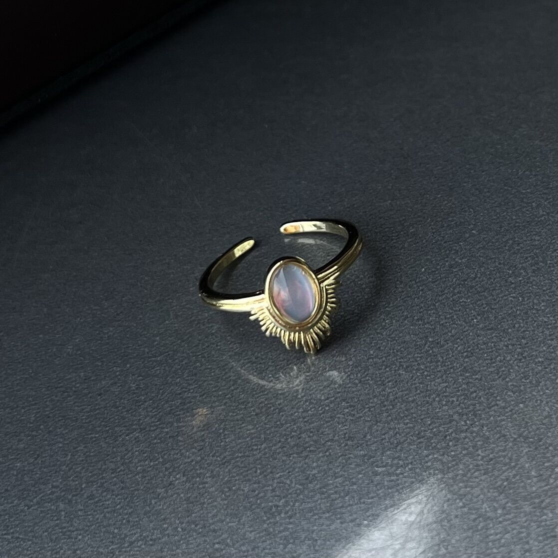 Vip Renkli Taşlı Serçe Parmak Yüzüğü