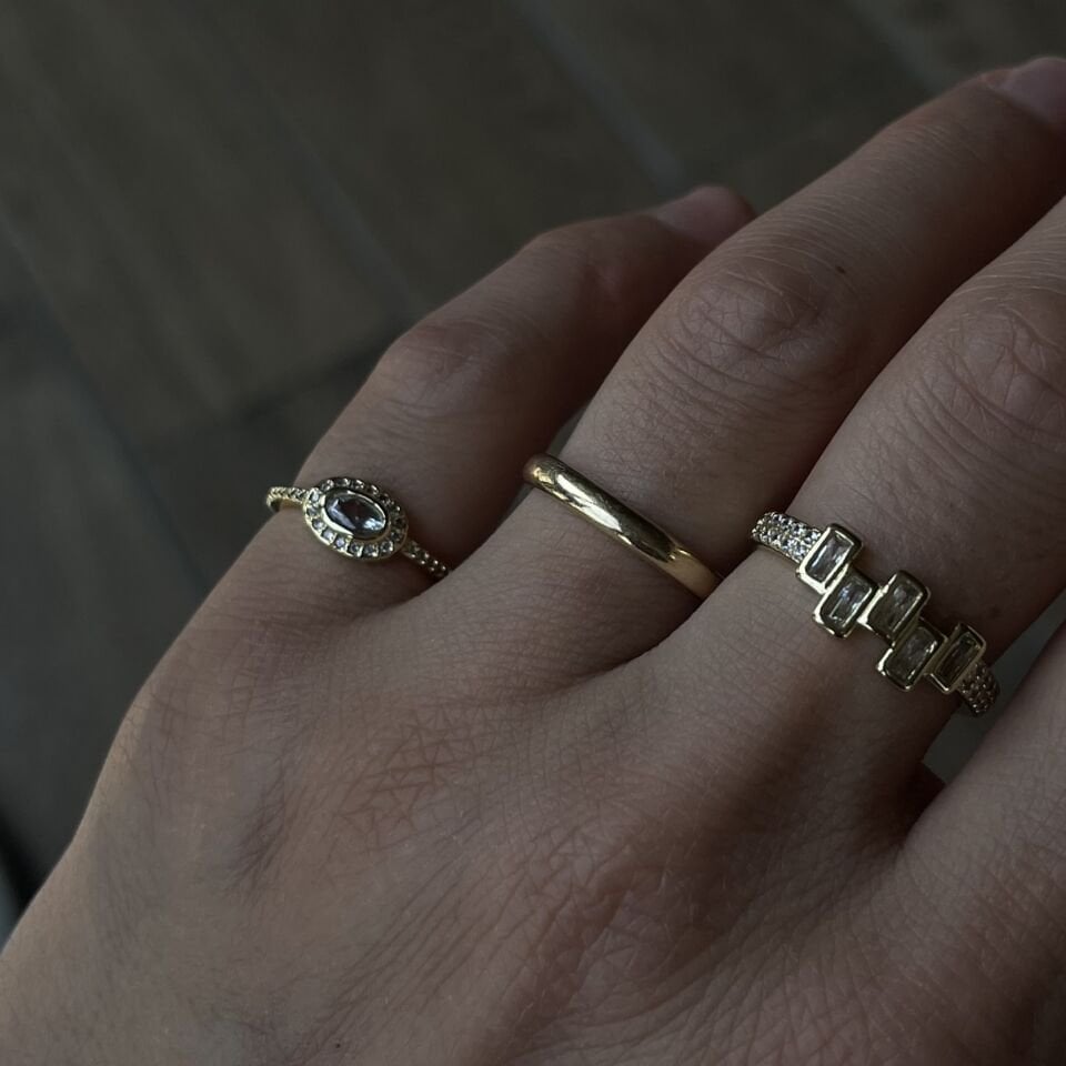 Vip Ayarlanabilir Oval Taşlı Serçe Parmak Yüzüğü