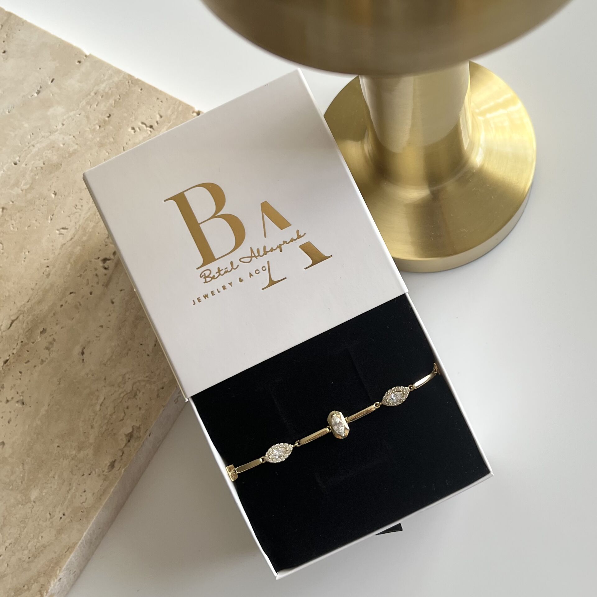 Oval Kare Taşlı Xuping Bileklik