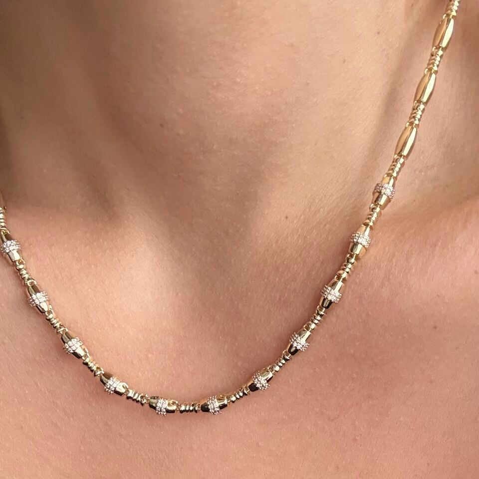 Eklem Model Taşlı Xuping Kolye