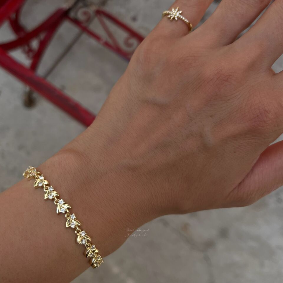 Altın Kaplama Taşlı Yaprak Motif Bileklik