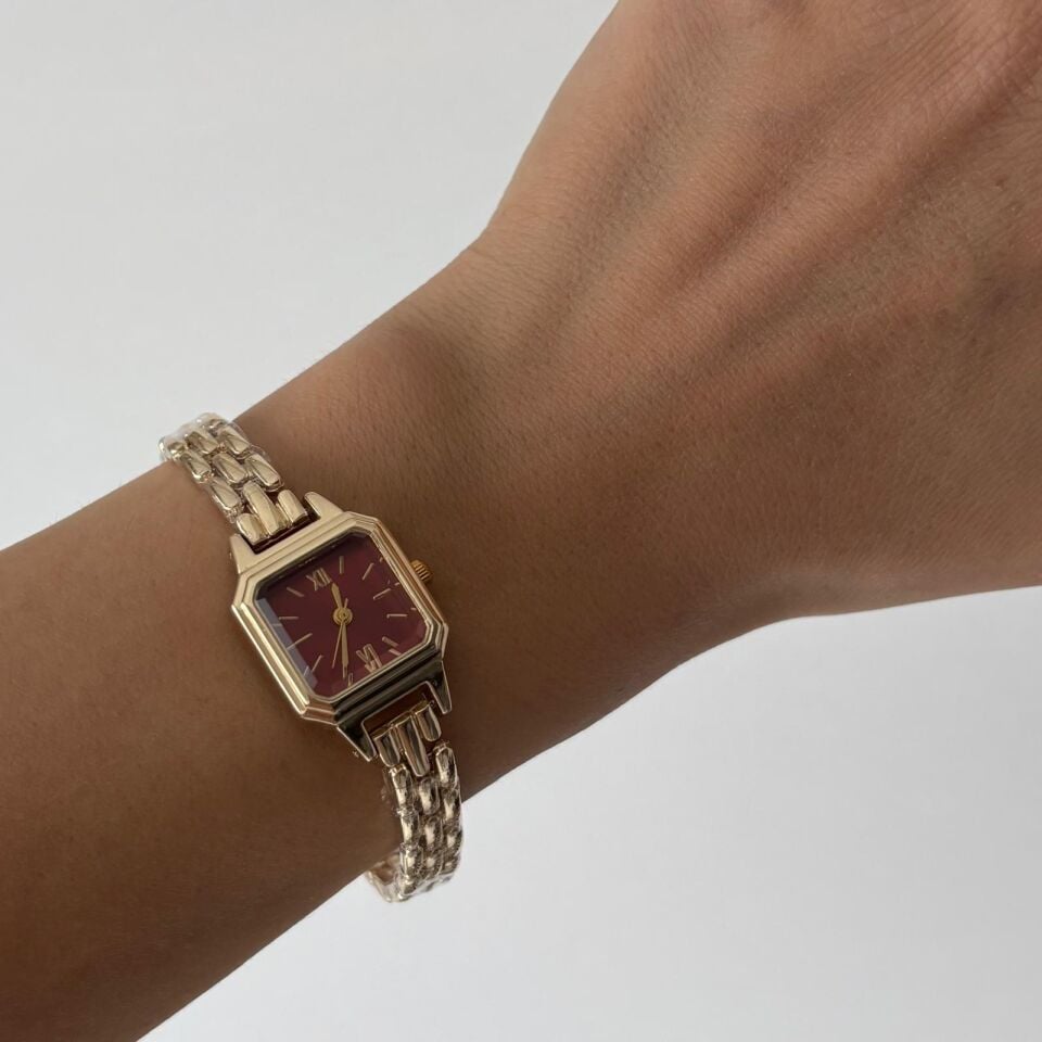 Almira Model Bordo Kadran Saat
