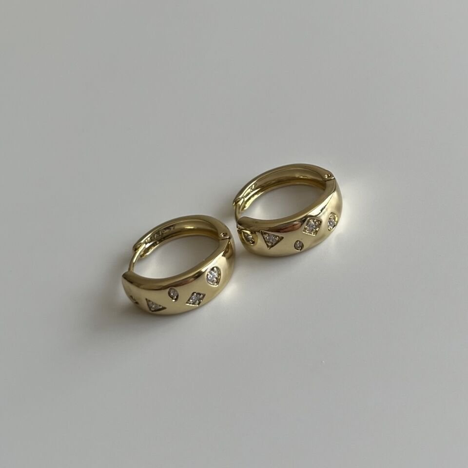 Minimal Üçgen Yuvarlak Desenli Taşlı Xuping Küpe