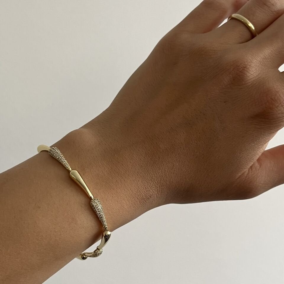 Altın Kaplama Taşlı Damla Model Bileklik