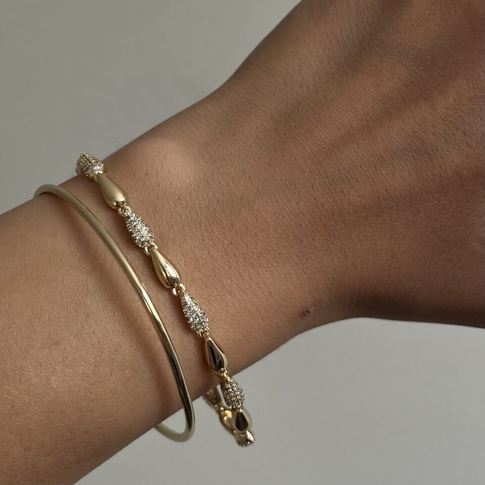 Altın Kaplama Minimal Damla Taşlı Bileklik