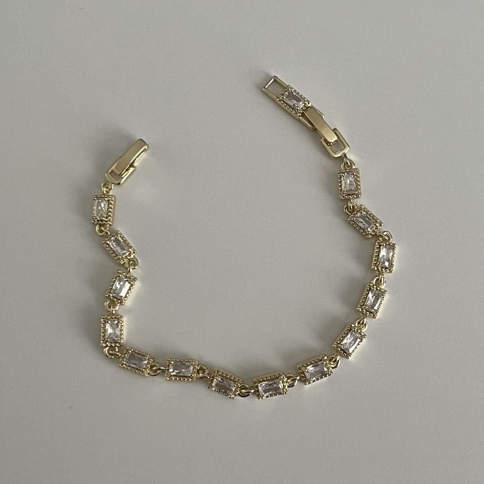 Altın Kaplama Baget Taşlı Bileklik