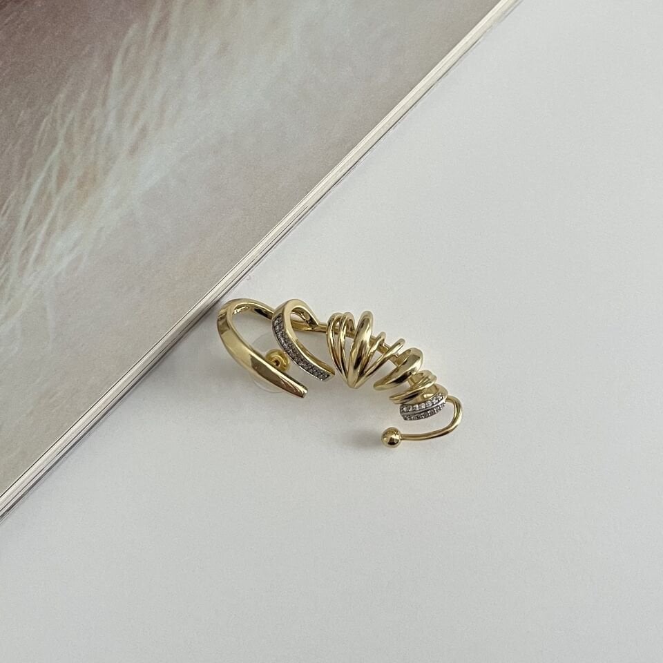 Vip Sarmal Model Taşlı Earcuff